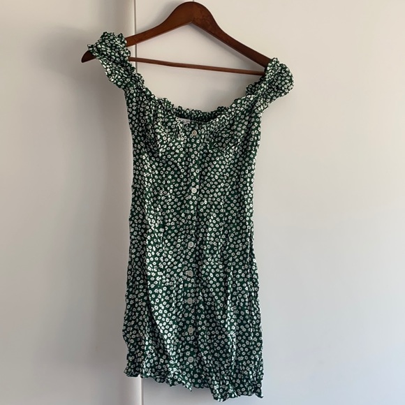 With Jean, Isabelle dress, green & white. - Picture 2 of 4